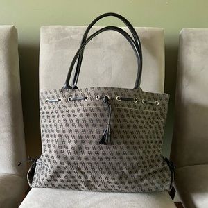 Dooney & Bourke tote